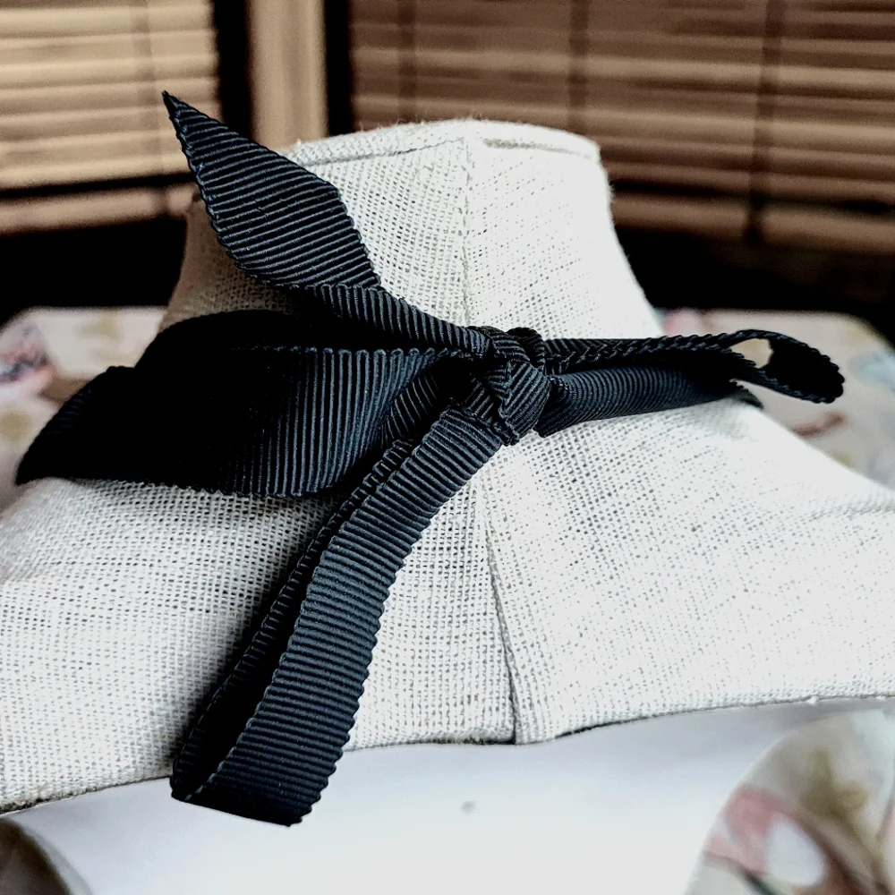 J Crew Classic Black Grosgrain Ribbon Lucite Acrylic Link Statement Necklace